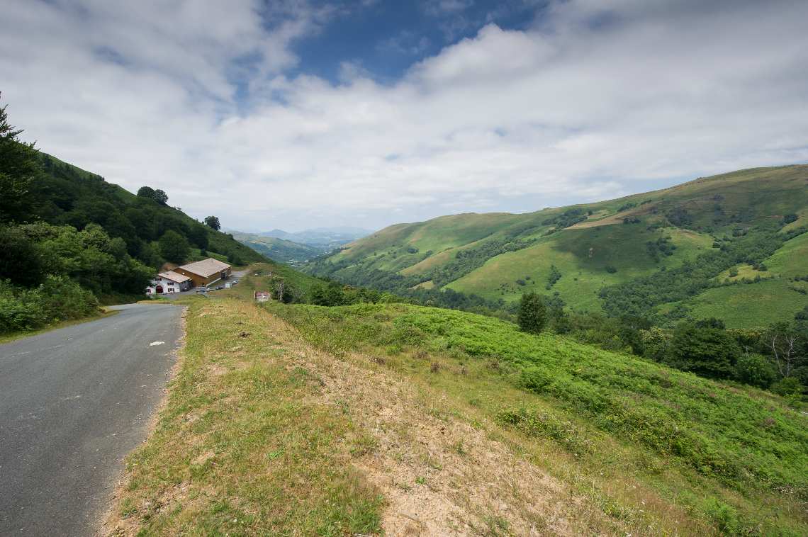 La Maison Agour et la Vallée d'Iraty, Pays basque.