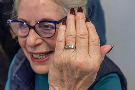Eva WEYL rescapée Holocauste bague diamants